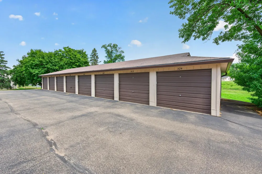 570 Whispering Lane #303 Hastings, MN 55033
