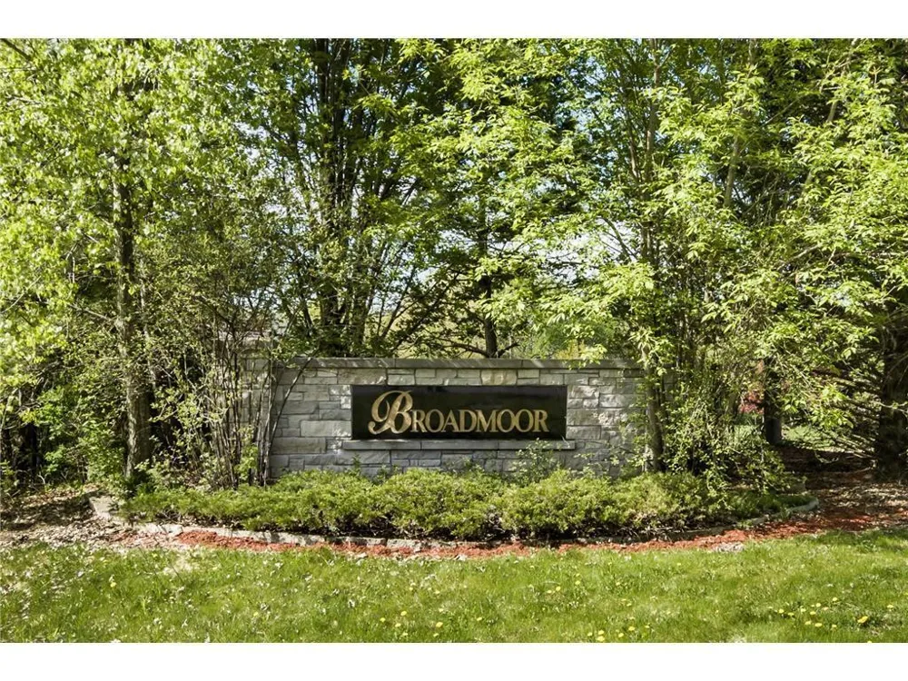 11499 Ashley Court Inver Grove Heights, MN 55077