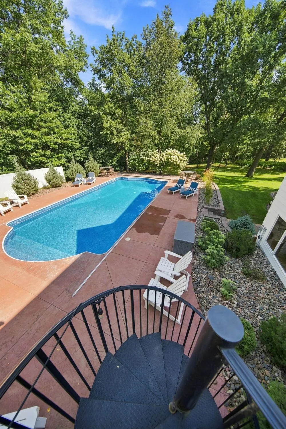 11499 Ashley Court Inver Grove Heights, MN 55077