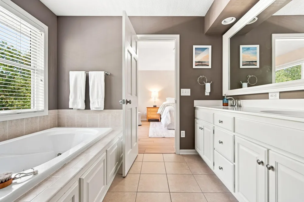 11499 Ashley Court Inver Grove Heights, MN 55077