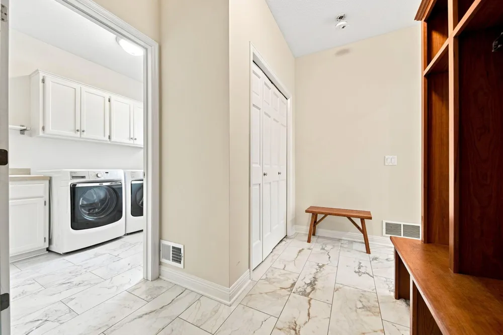 11499 Ashley Court Inver Grove Heights, MN 55077
