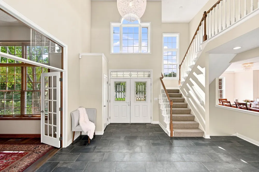 11499 Ashley Court Inver Grove Heights, MN 55077