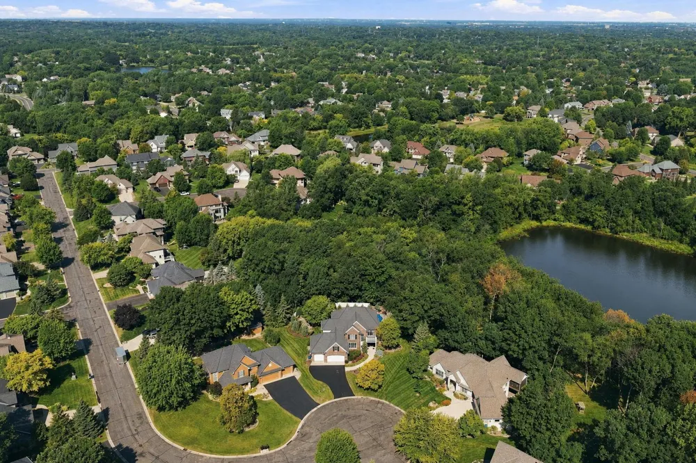 11499 Ashley Court Inver Grove Heights, MN 55077