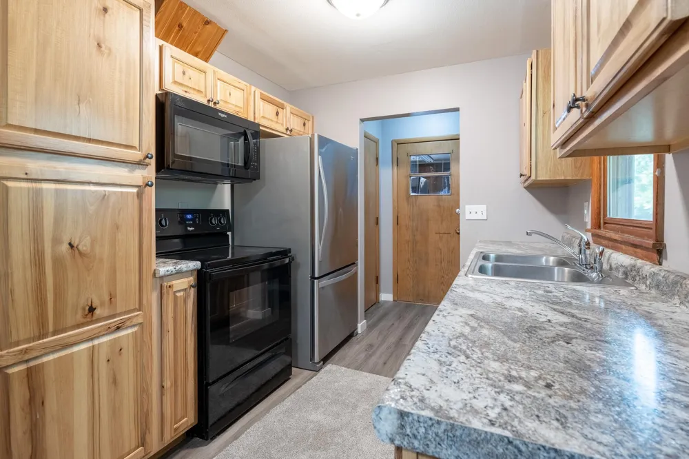 1715 19th Street S Moorhead, MN 56560