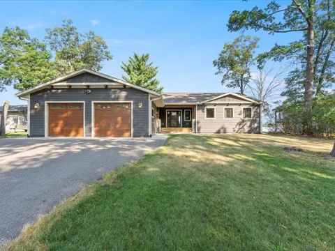 13607 Maplewood Drive