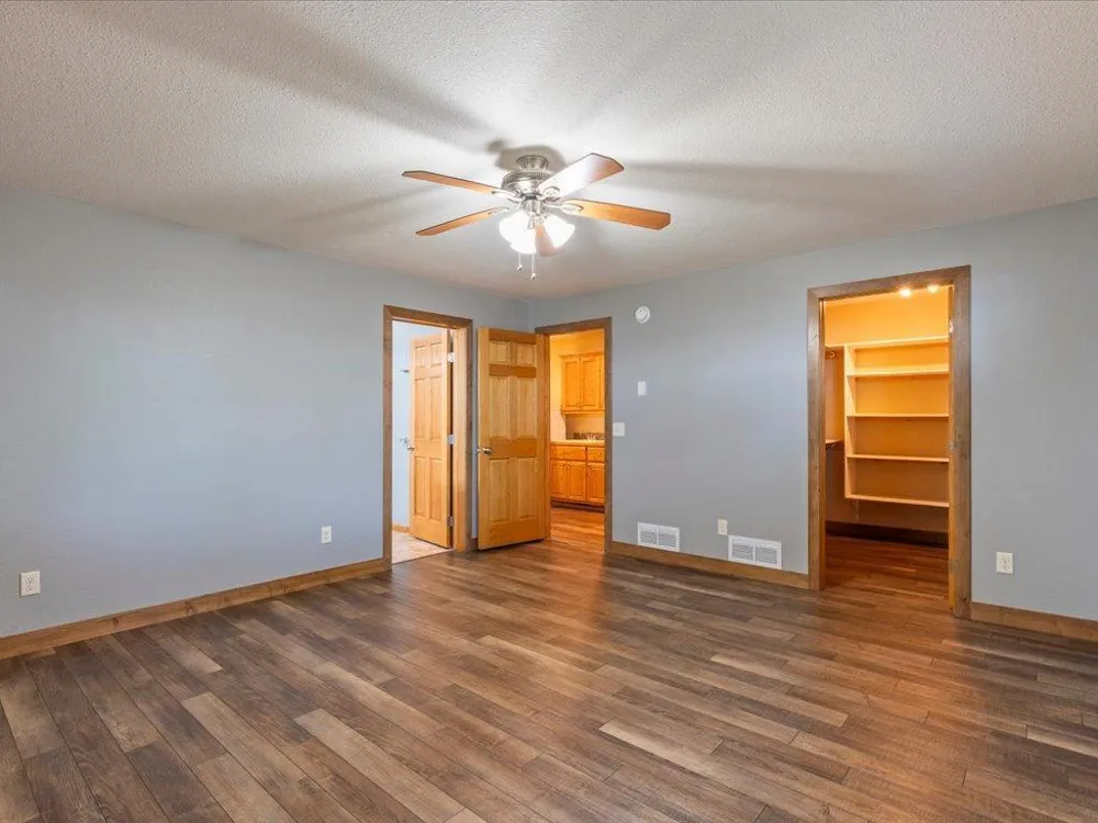 13607 Maplewood Drive Baxter, MN 56425