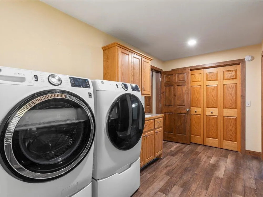 13607 Maplewood Drive Baxter, MN 56425