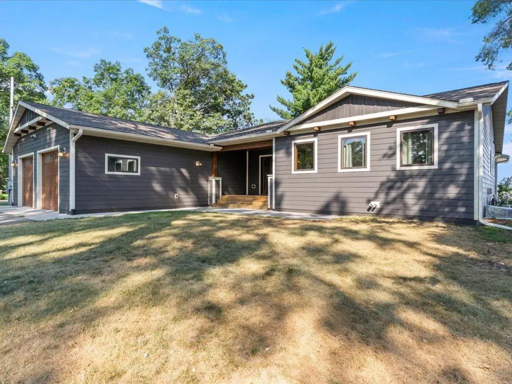 13607 Maplewood Drive Baxter, MN 56425