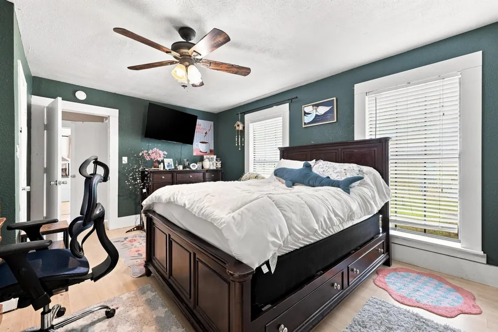 407 E Bois D Arc Street Leonard, TX 75452