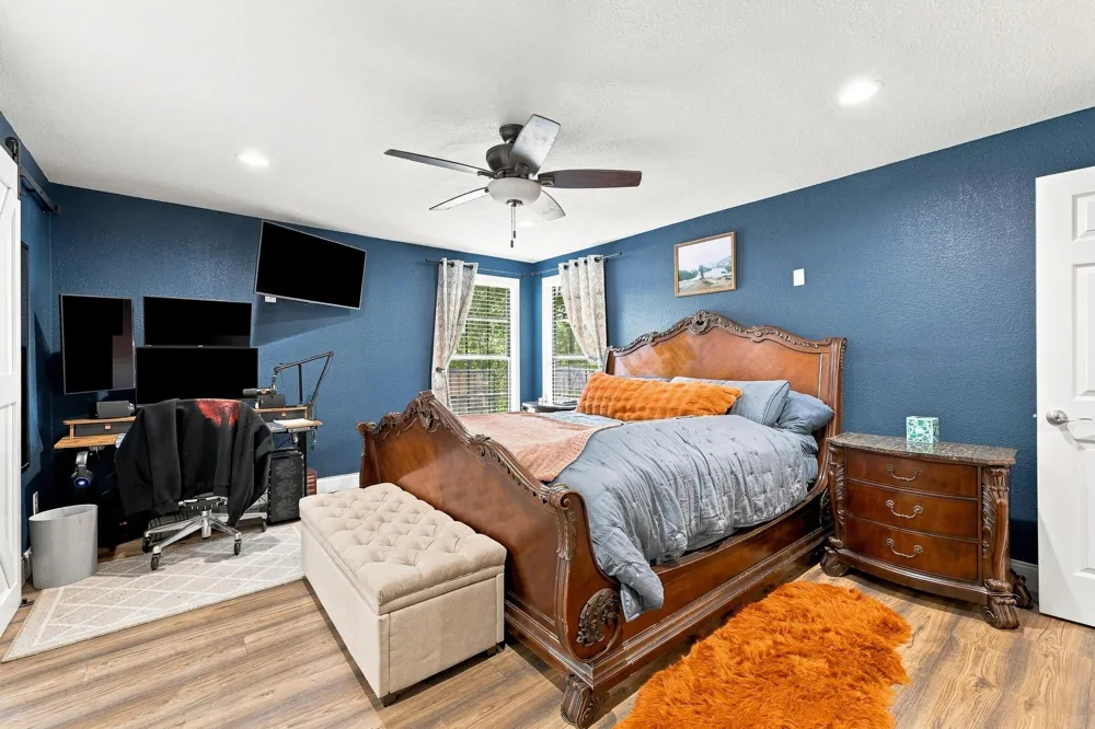 407 E Bois D Arc Street Leonard, TX 75452