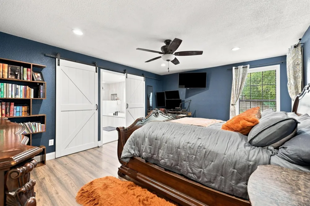 407 E Bois D Arc Street Leonard, TX 75452