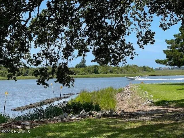 696 Donmovin Court NW Calabash, NC 28467