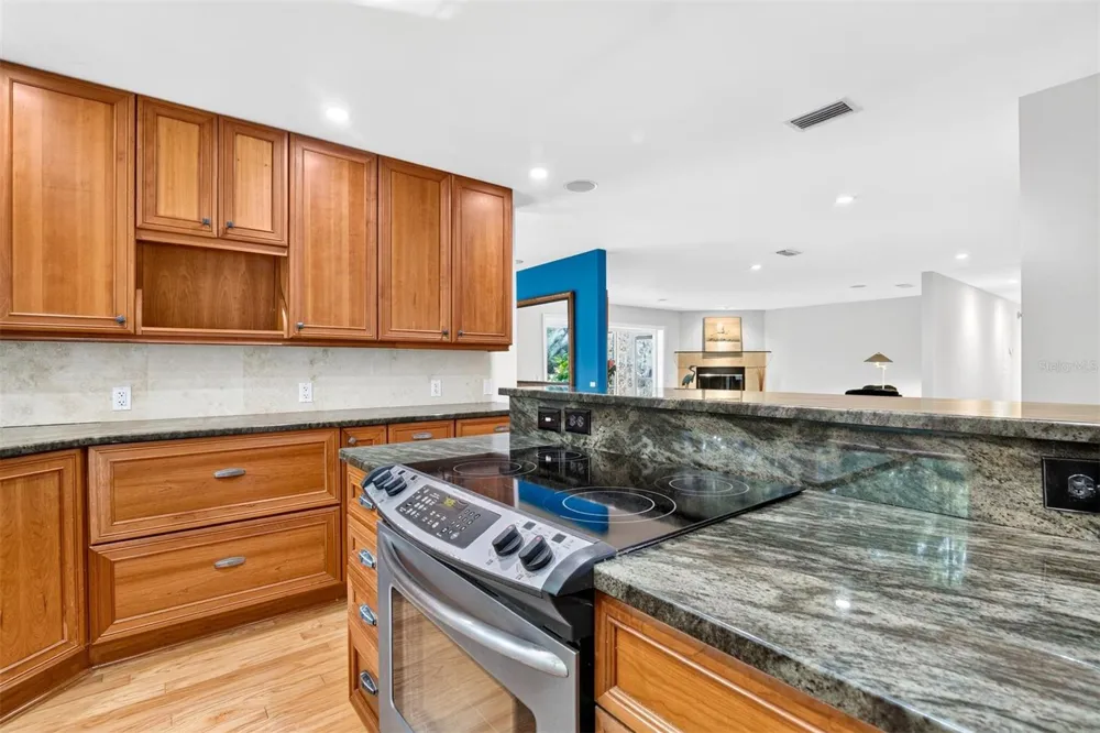 11101 NW 12TH PLACE Gainesville, FL 32606