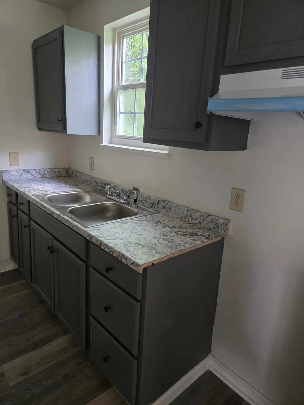 4737 Volunteer Dr Antioch, TN 37013