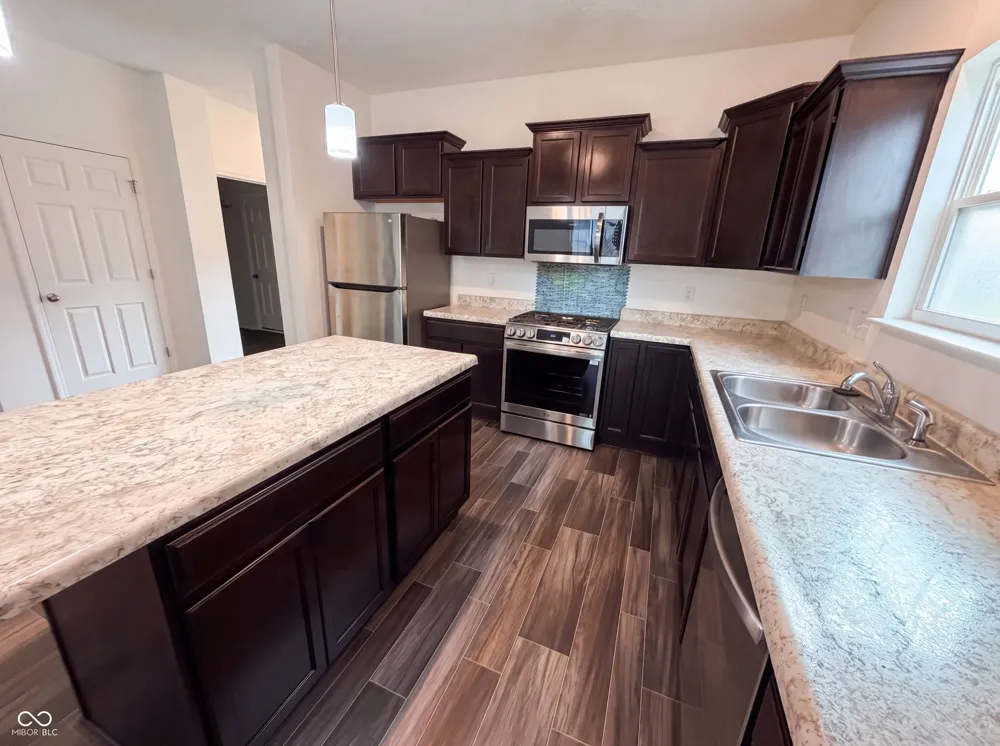 594 Geronimo Drive Greenfield, IN 46140