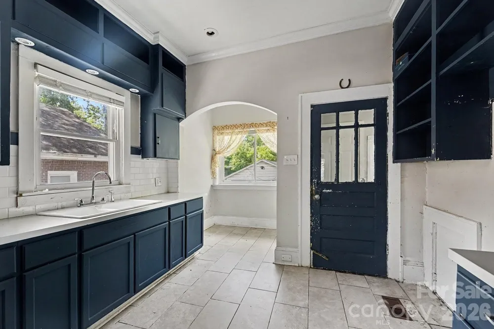 2828 Bon Air Avenue Winston Salem, NC 27105
