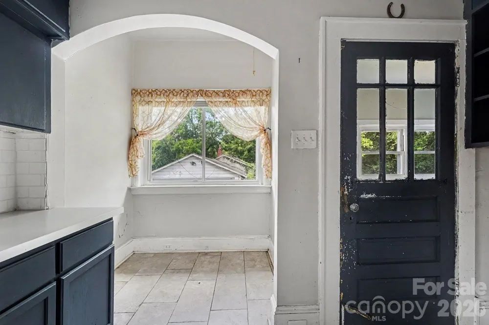 2828 Bon Air Avenue Winston Salem, NC 27105