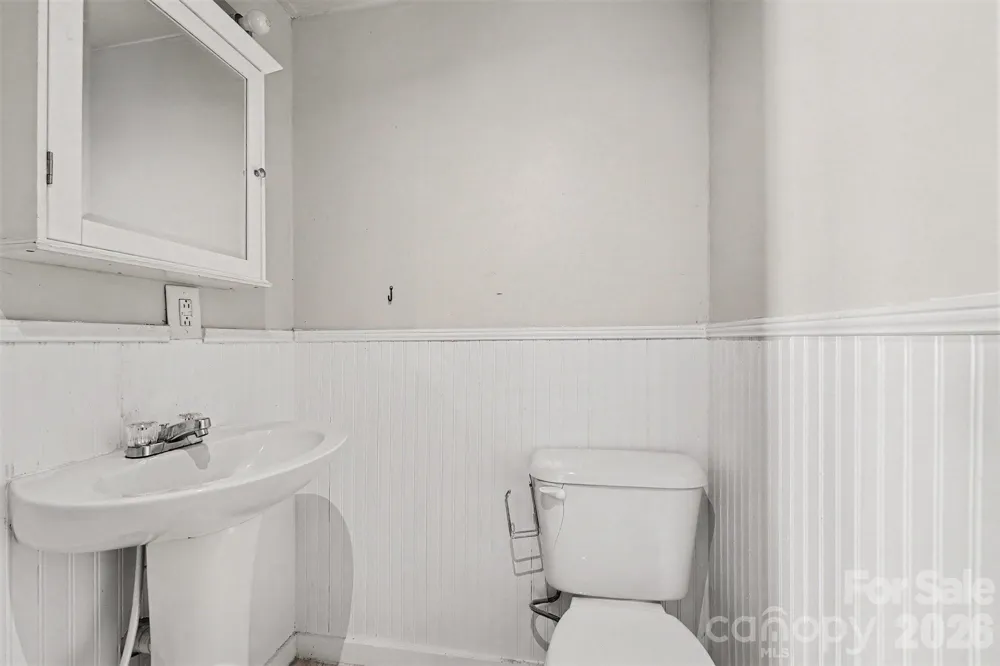 2828 Bon Air Avenue Winston Salem, NC 27105