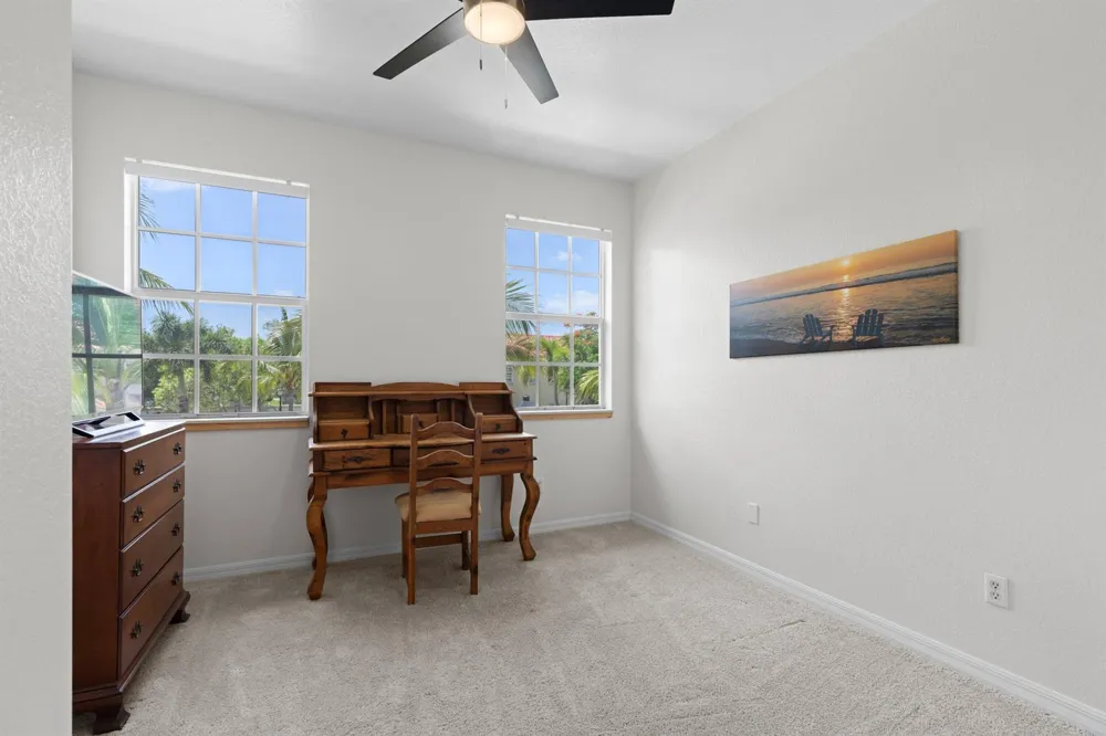 1020 E LONGPORT CIRCLE #6B Delray Beach, FL 33444