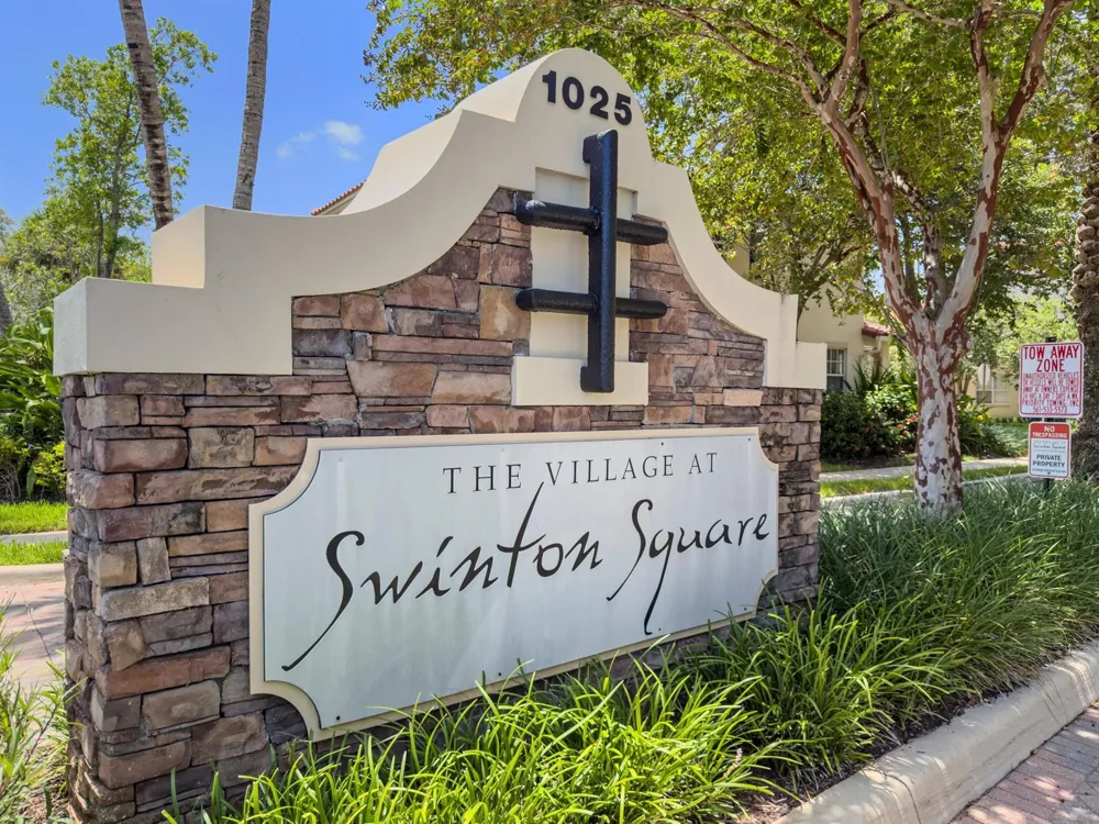 1020 E LONGPORT CIRCLE #6B Delray Beach, FL 33444