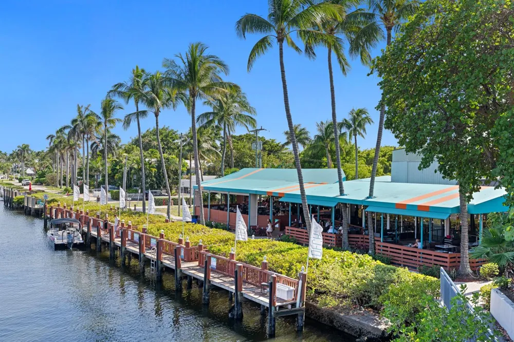 1020 E LONGPORT CIRCLE #6B Delray Beach, FL 33444