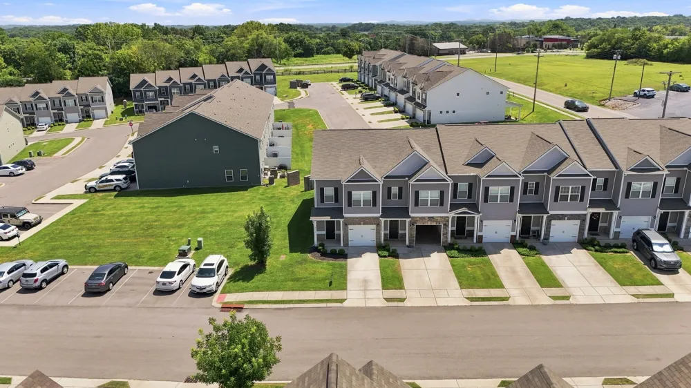 2610 Sherman Way Columbia, TN 38401
