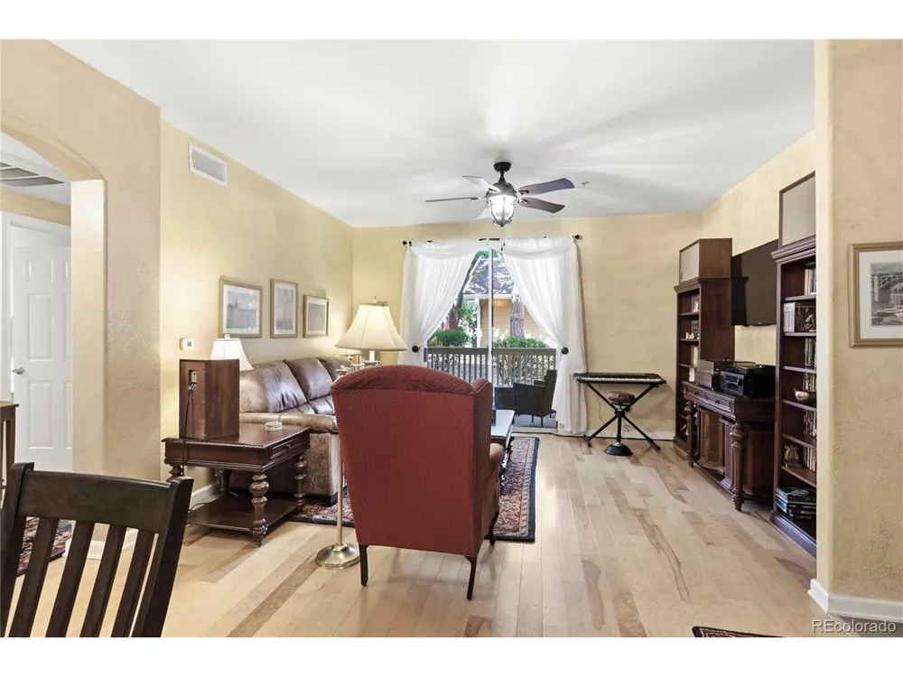 1651 W Canal Circle #617 Littleton, CO 80120