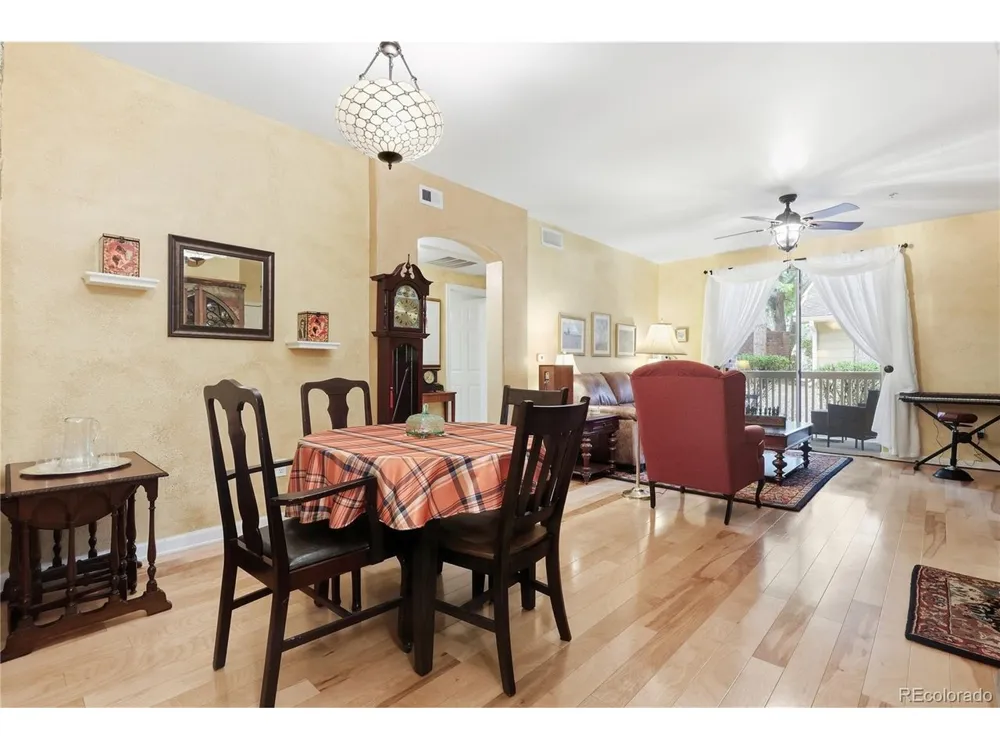 1651 W Canal Circle #617 Littleton, CO 80120