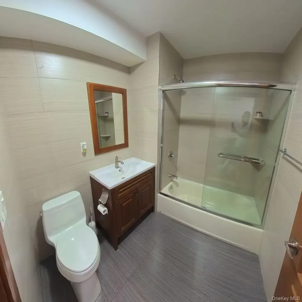 144-69 Barclay Avenue #3C Flushing, NY 11355