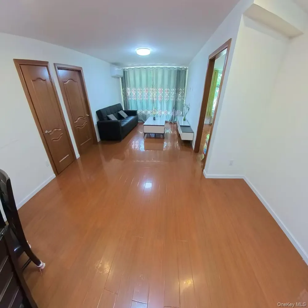 144-69 Barclay Avenue #3C Flushing, NY 11355