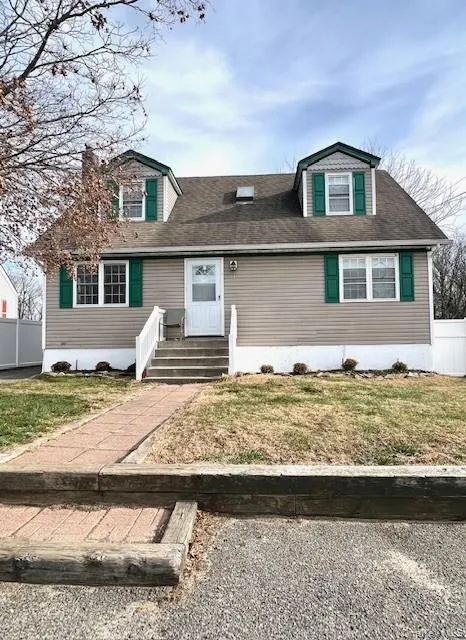 51 Clinton Avenue Patchogue, NY 11772