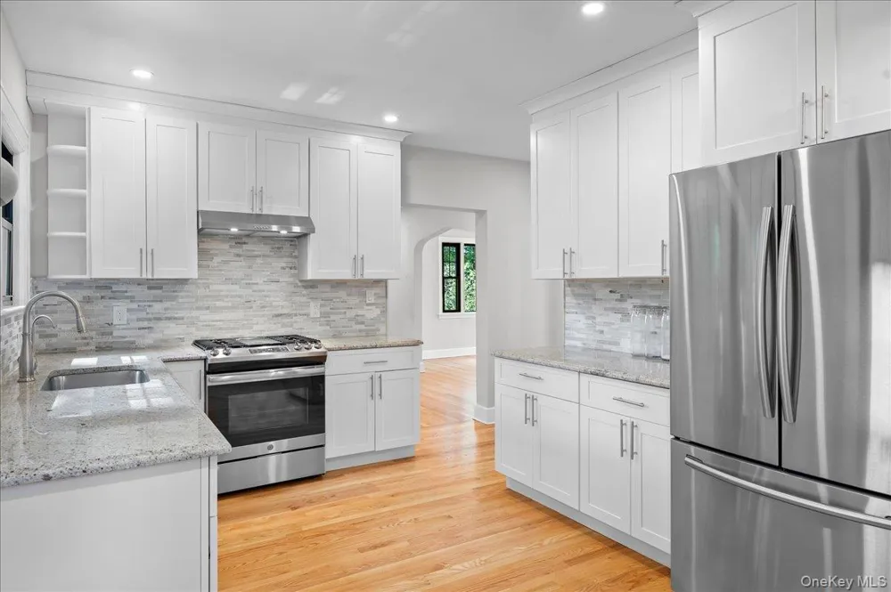 3 Walworth Terrace White Plains, NY 10606