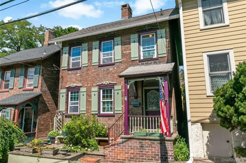 7 Railroad Avenue