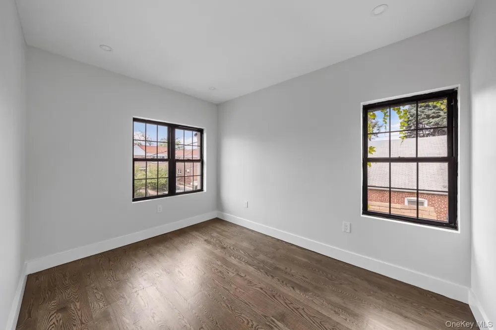 114-11 202nd Street Saint Albans, NY 11412