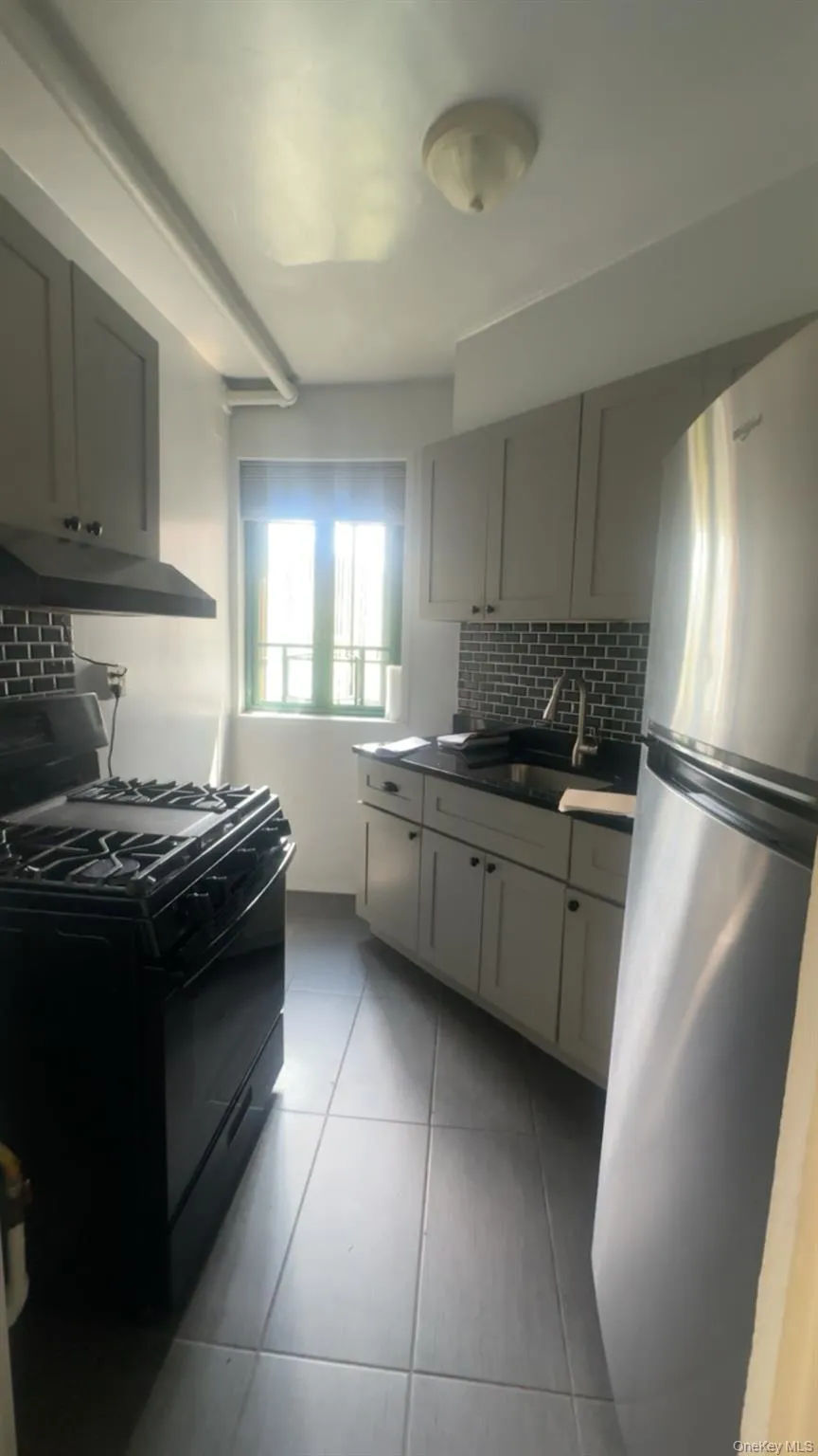 1530 Archer Road #7H Bronx, NY 10462