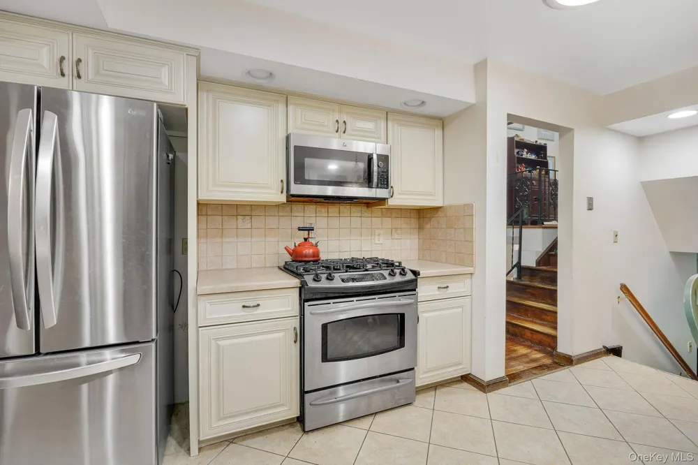 1007 Haverstraw Road Suffern, NY 10901