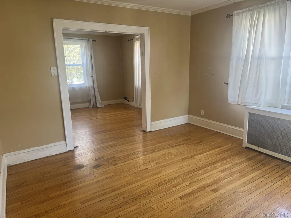 114 Leonard Avenue Freeport, NY 11520