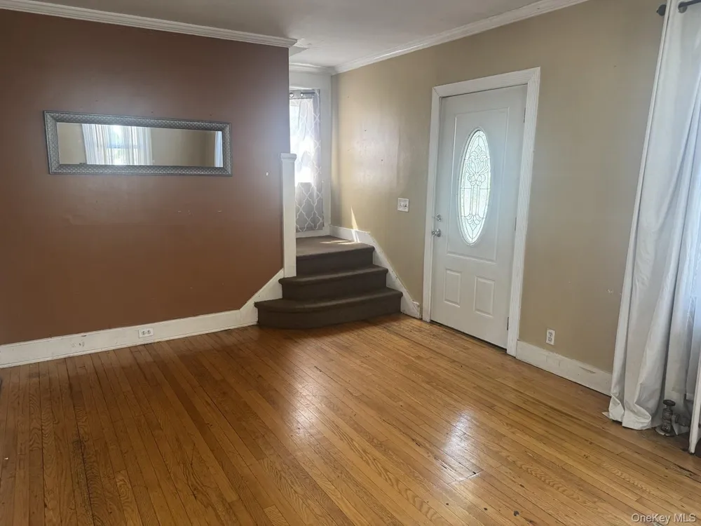 114 Leonard Avenue Freeport, NY 11520