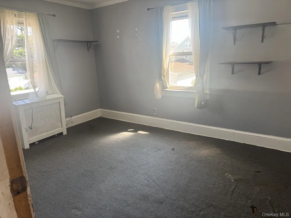 114 Leonard Avenue Freeport, NY 11520