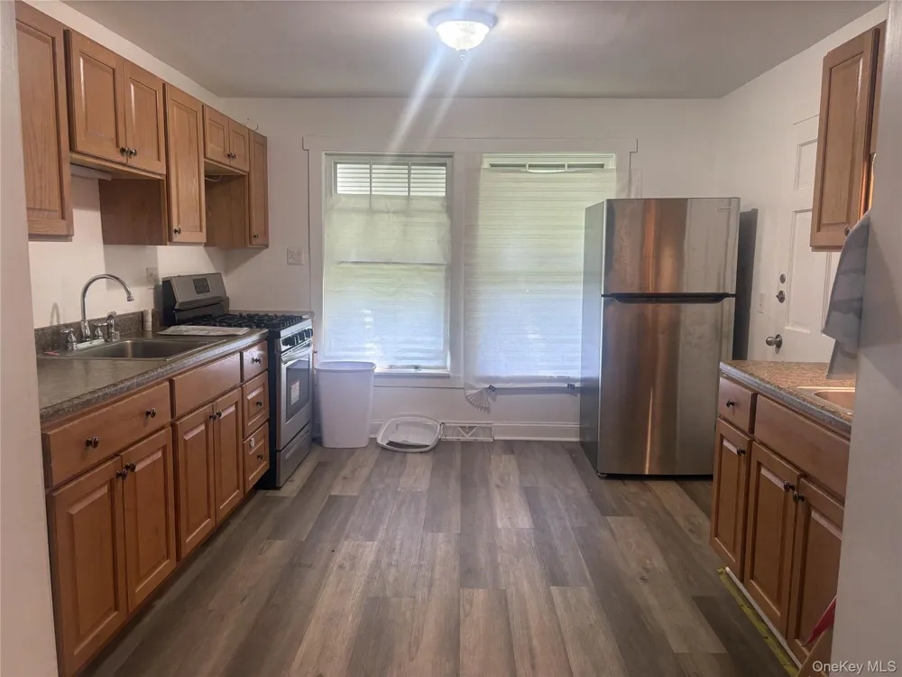7 North Road Bloomingburg, NY 12721