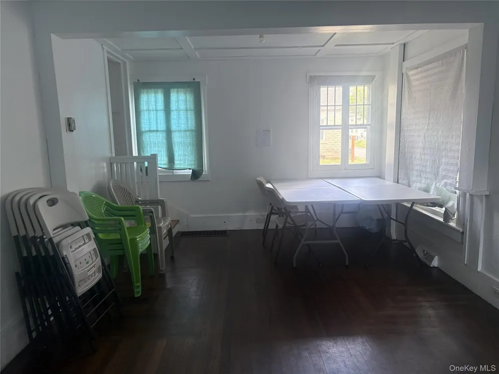 7 North Road Bloomingburg, NY 12721