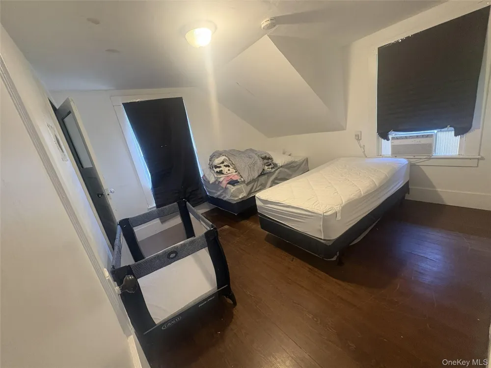 7 North Road Bloomingburg, NY 12721