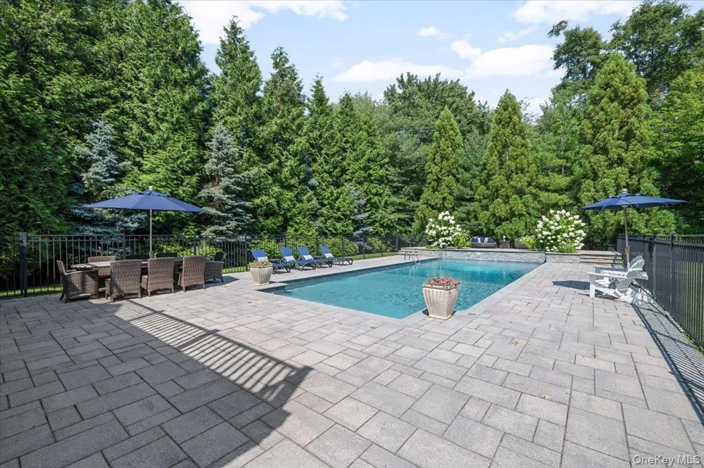 7 The Keel East Islip, NY 11730