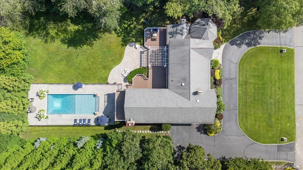 7 The Keel East Islip, NY 11730