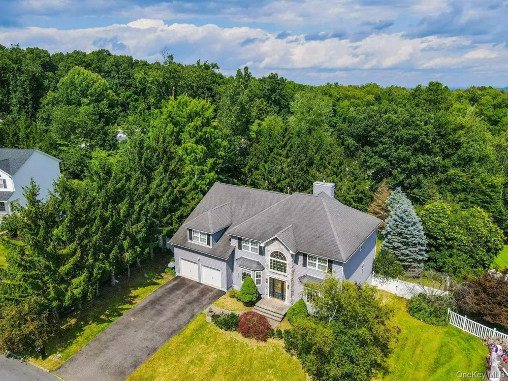 1010 Pine View New Windsor, NY 12553