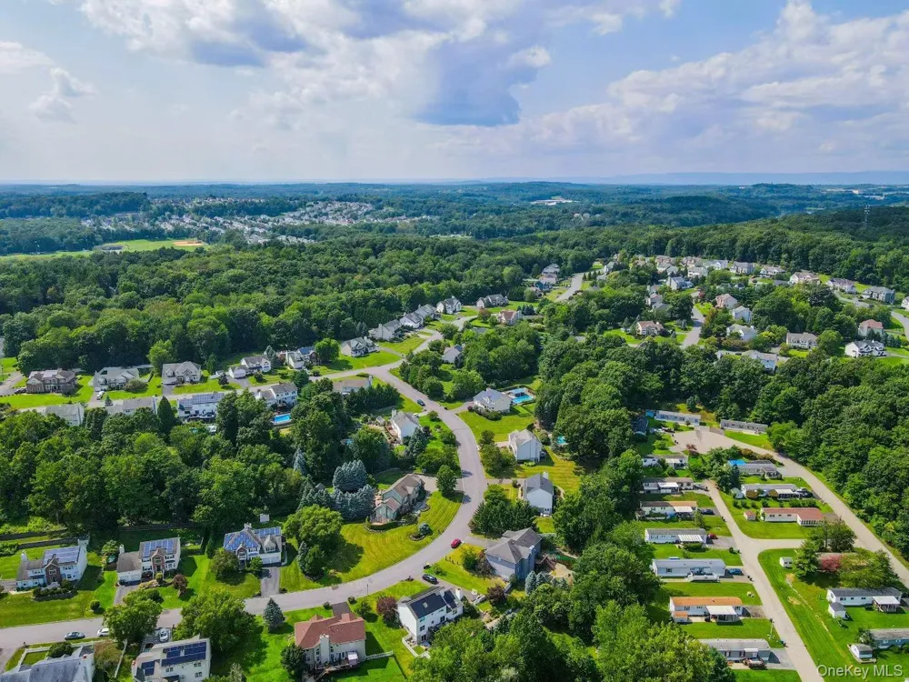 1010 Pine View New Windsor, NY 12553