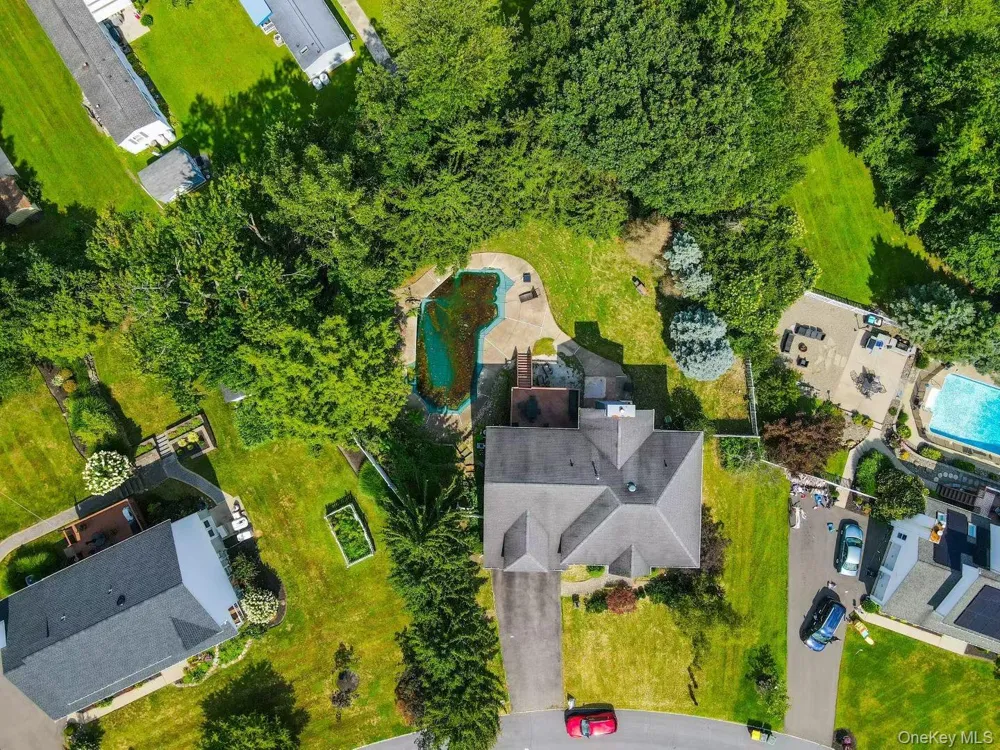 1010 Pine View New Windsor, NY 12553