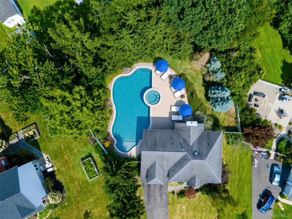 1010 Pine View New Windsor, NY 12553