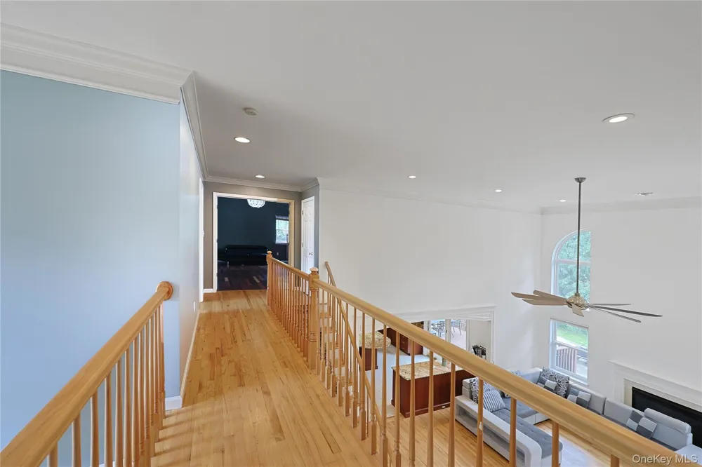 1010 Pine View New Windsor, NY 12553