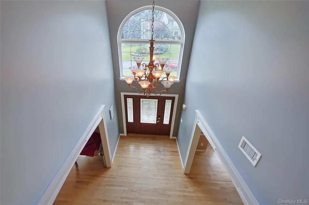 1010 Pine View New Windsor, NY 12553